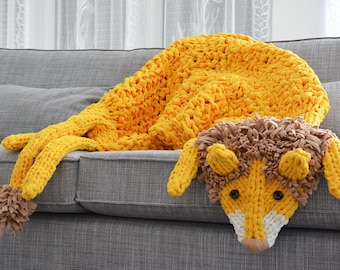 Long Lion blanket, Lion rug, fleece blanket, fleece rug, animal blanket, yellow blanket, chunky blanket, chunky knit, throw blanket.