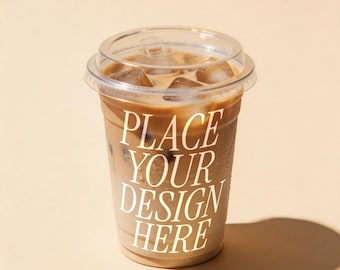 Iced Latte Coffee Mockup PSD - Transparente Tasse mit Eis, Cafe Branding Mockup