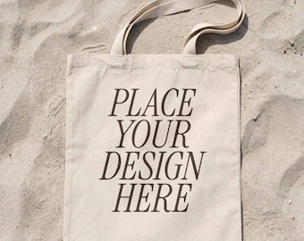 Jutebeutel Mockup auf Sand mit Schatten – Minimal Beach Scene PSD