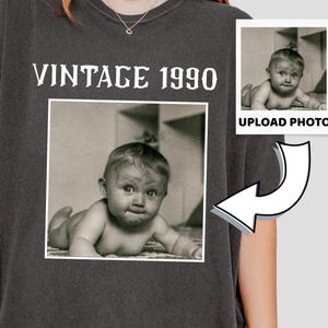 Personalisiertes Foto Geburtstags Komfort Farben Shirt: Geschenk im Vintage Stil