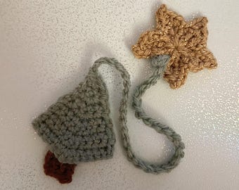 Crochet Christmas Tree Bookmark