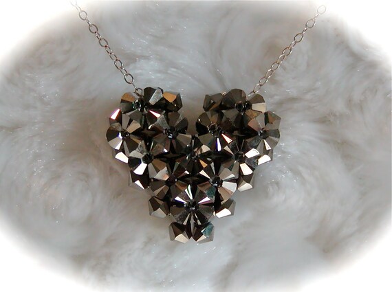 Make a Swarovski Crystal Heart, step-by-step 