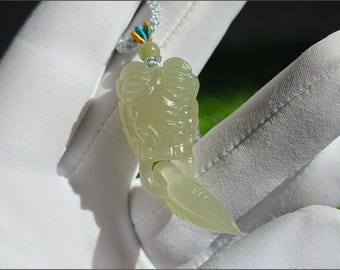 Certified Natural Lake Green Nephrite Jade Hand-Carved Guardian Beast   Pendant（celadon tint）｜天然湖水绿·守护兽首玉吊坠