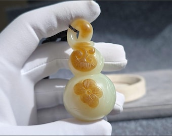 86.61g, Large Certified Natural Sugar White Nephrite Jade Gourd Handheld Piece, Large Collectible Jade Pendant, 天然收藏级糖白玉手工雕刻葫芦手把件