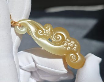 Certified Natural Sugar White Nephrite Jade Hand Carved Ruyi Pendant, 天然糖白玉手工雕刻如意吊坠