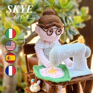 Amigurumi Crochet Pattern – Doll at Sewing Machine | PDF Tutorial (It/En/Es/Fr) | “Skye”