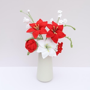 Ramo de lirios de ganchillo hecho a mano, arreglo floral único, flor de graduación, lirio de hilo, regalos personalizados, regalo de inauguración de la casa, regalo de ganchillo