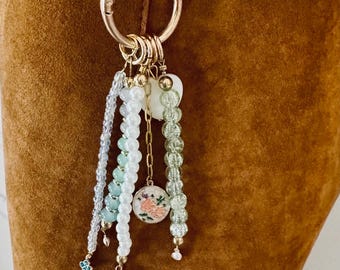 Tasbedel met parelkralen – sleutelhanger met kralen portemonnee, bruidscadeau voor haar, trendy handtasaccessoire