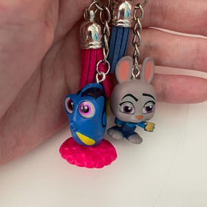 Premade Disney Doorable Keychain!