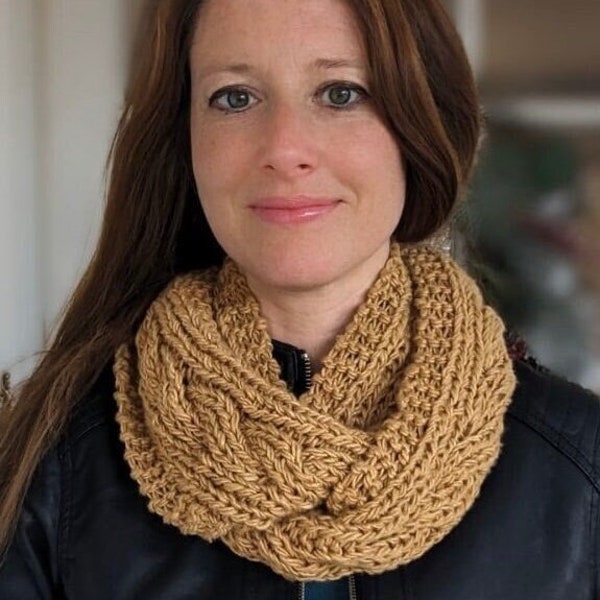 KNITTING PATTERN, reversible cabled cowl, chunky knit infinity scarf, advanced beginner knitting,reversible cables knitting, gift for her