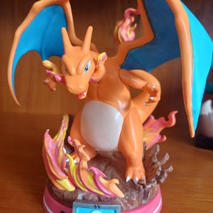 Charizard 3D printed in PLA, 18cm, 190g