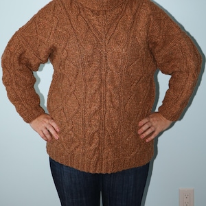 Hand-Knit Chunky Cable Knit Turtleneck Sweater – Warm Wool Pullover in Rustic Brown – Cozy Winter Wear