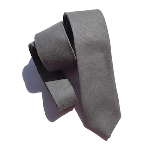 Deep grey hopsack textured linen mens necktie for adults