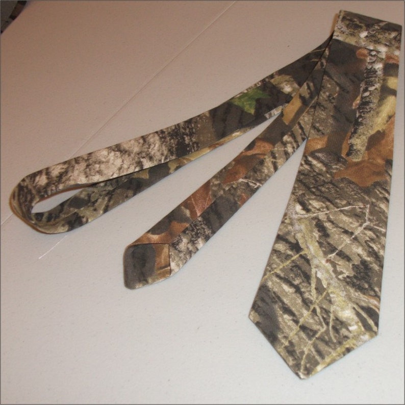 mossy oak camo tie