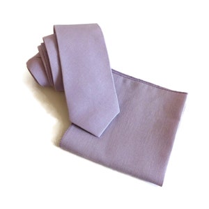 Light purple lavender linen mens necktie for adults, with pocket square option