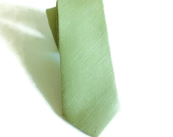 Green mist hopsack textured linen necktie with pocket square option