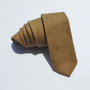 Cravate en lin hopsack. Cravates texturées en lin noir, marron, roux, ivoire et épicé image 6