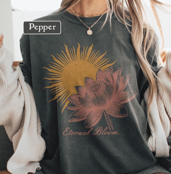 Flower T-Shirt Sun T-Shirt Comfort Colors Pepper | Boho Spiritual Floral Graphic Tee Vintage Nature Lotus Top