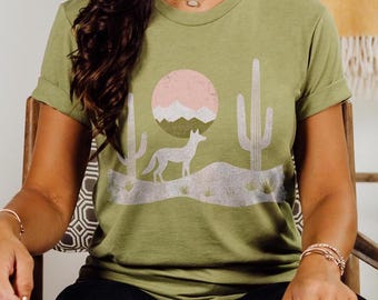 Arizonaöknen T-shirt Coyote Desert Cactus T-shirt Sydvästgrafik T-shirt Ökenråtta T-shirt Ökenkonst Ökenhippie T-shirt Coyote T-shirt Söt