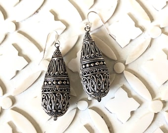 Silver plated long filigree drops on sterling silver hooks, dangle earrings for women, gift for her, long silver earrings for her