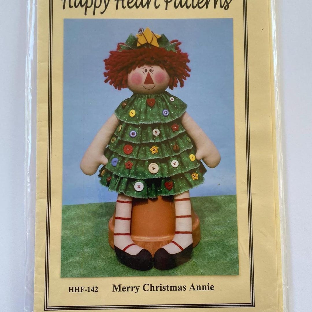 Christmas Annie Doll Sewing Pattern, Happy Heart Patterns 142, 21 ...