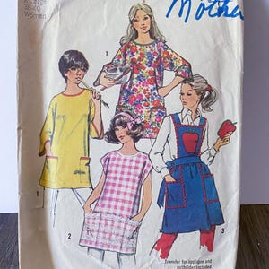 Simplicity 5377 Vintage Sewing Pattern, Women&#39;s Set of Aprons and Potholder, 1970s, Size X-Large 38-40, Easy Sewing Pattern