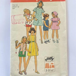 Simplicity 7463 Vintage Sewing Pattern, Girls&#39; Jiffy Dress, Top, Shorts, and Scarf, 1970s, Size 14, Uncut