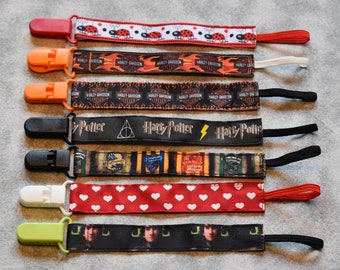 Nuk clips/pacifier clips/binki clip/soothie/infant pacifier clips H1 Happy Fox Bunny Ladybug Flames Crest Animals Hoot Owl Rainbow Horses
