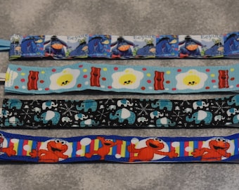 Nuk clips/pacifier clips/binki clip/soothie/infant pacifier clips E1 Red Monster Eggs Bacon Elephants with Snowflakes Stripes Cute Animals