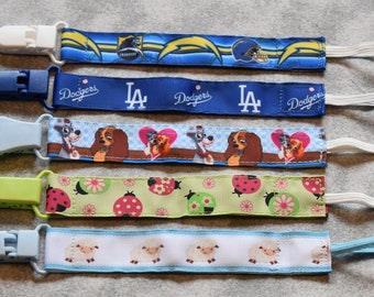 Nuk clips/pacifier clips/binki clip/soothie/infant pacifier clips L1 Chargers Dodgers Lamb Cute Dogs Lakers Ram Chevron Stars Baby Elephant