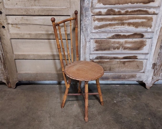 UNUSUAL 1910 BAMBOO CHAIR # 187379 Shipping is not free please conatct us before purchase Thanks