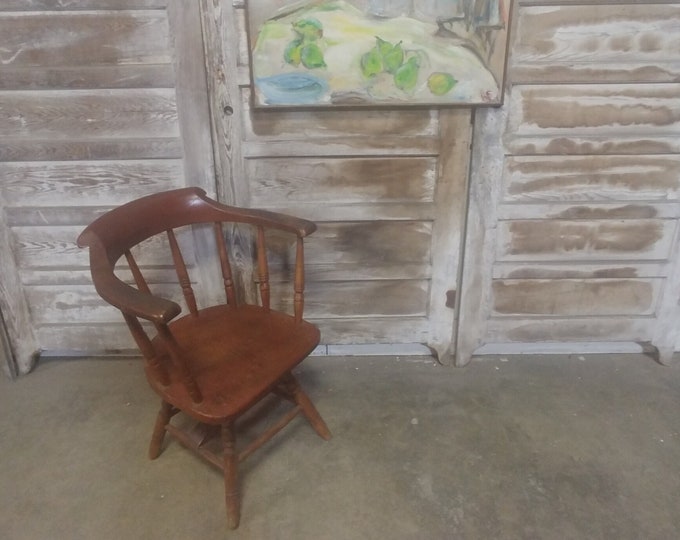 EARLY MAPLE CHAIR # 183179 Shipping is not free please conatct us before purchase Thanks