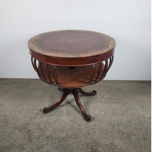 1940&#39;S LEATHER TOP TABLE # 17590 Shipping is not a 1.00 Shipping is not free please contact us before purchase Thanks