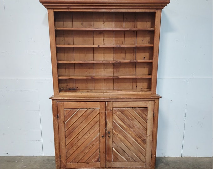 1800'S HUTCH WITH SHELVING #188121 Shipping is not free please conatct us before purchase Thanks