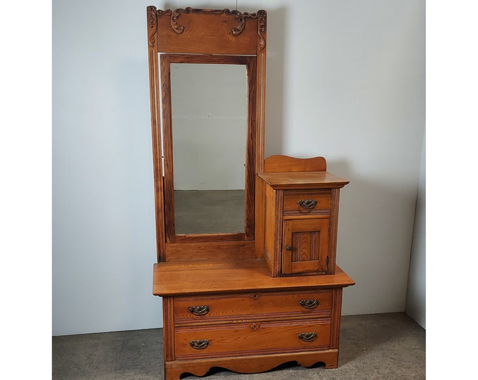 1900'S Oak Side By Side Chest # 187212 Shipping is not a 1.00 Shipping is not free please contact us before purchase Thanks