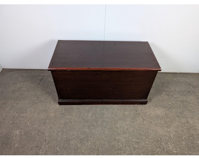 1840,s FLIP TOP TRUNK # 195857 Shipping is not a 1.00 Shipping is not free please contact us before purchase Thanks