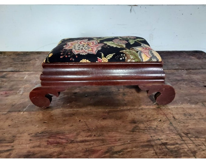 1840,S MAHOGANY FOOT STOOL # 193085 Shipping is not free please conatct us before purchase Thanks