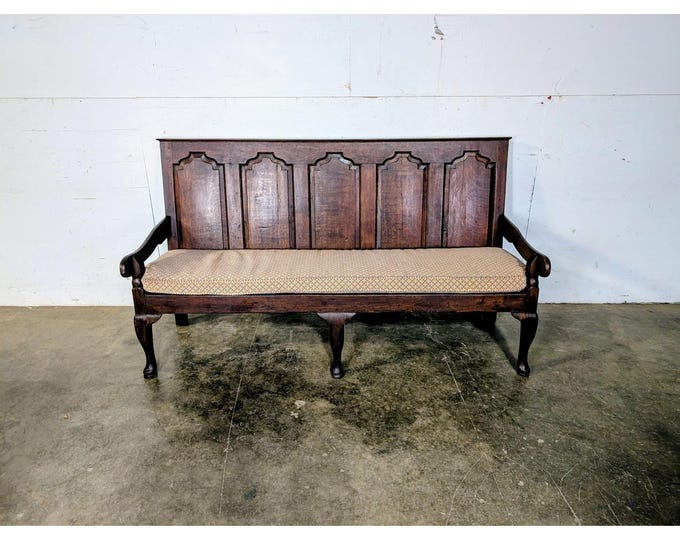 Elegant 1840,s Oak Settle Bench # 197741 Shipping is not a 1.00 Shipping is not free please contact us before purchase Thanks