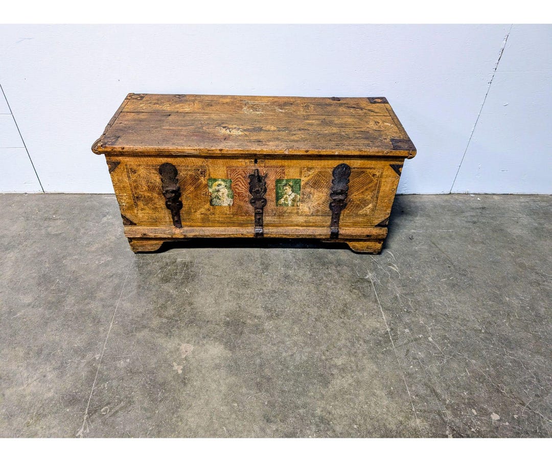 Early 1800,s Paint Decorated Folk Art Trunk # 199365 Shipping is Not a ...