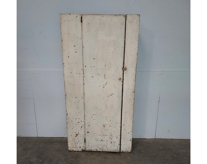 1860,S ONE DOOR CUPBOARD # 186810 Shipping is not free please conatct us before purchase Thanks