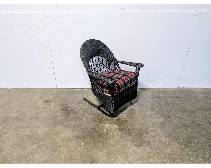 1920,S WICKER ROCKING CHAIR # 200484 Shipping is not a 1.00 Shipping is not free please contact us before purchase Thanks