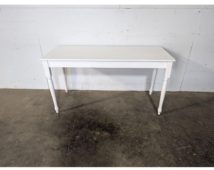 Simple 1940,s White Painted Farm Table # 196384 Shipping is not a 1.00 Shipping is not free please contact us before purchase Thanks