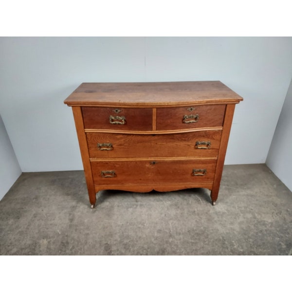 1920,S Four Drawer Oak Chest Of Drawers # 188612 Shipping is not free please conatct us before purchase Thanks