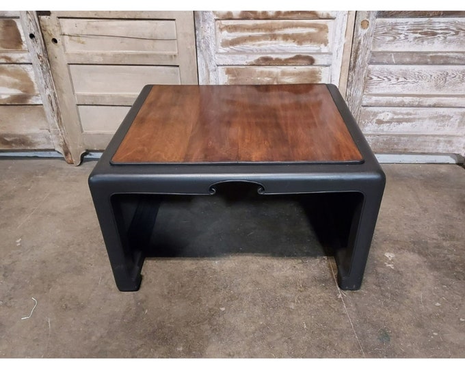 1950,S SQUARE COFFEE TABLE # 187376 Shipping is not a 1.00 Shipping is not free please contact us before purchase Thanks