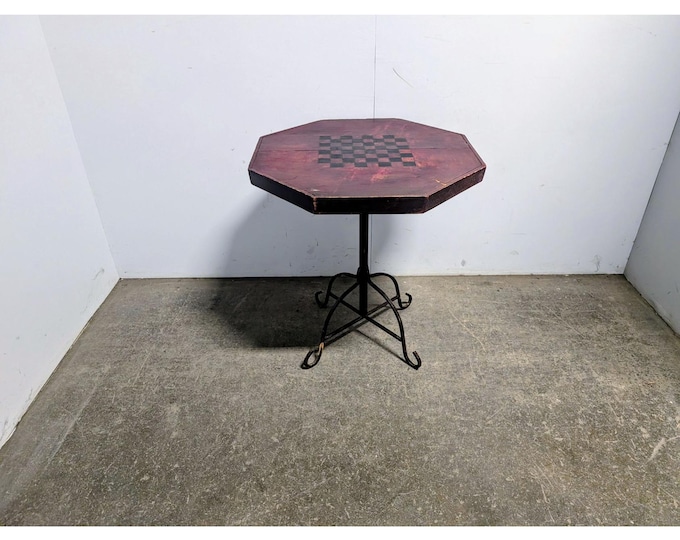 Very Cool 1920,s Game Table # 198649 Shipping is not a 1.00 Shipping is not free please contact us before purchase Thanks