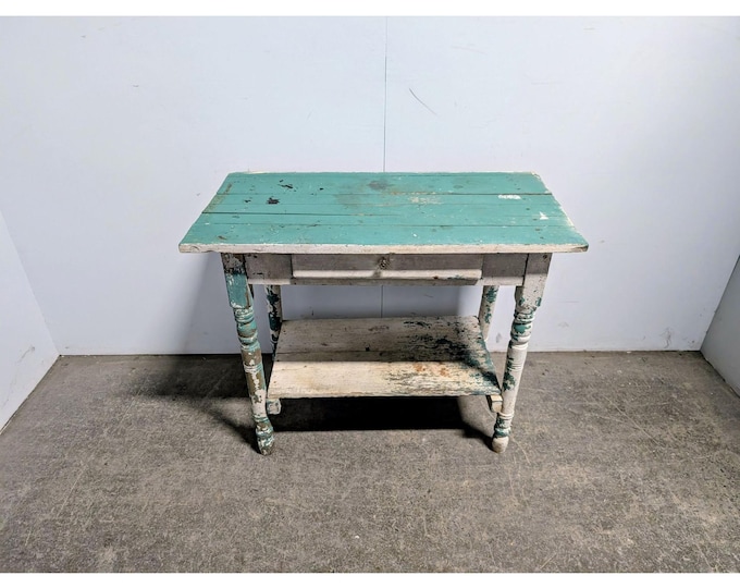 SIMPLE WORK TABLE # 198632 Shipping is not a 1.00 Shipping is not free please contact us before purchase Thanks