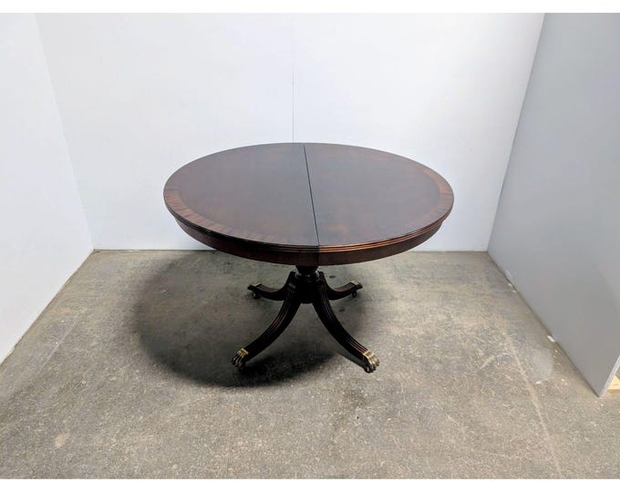 1940,S ROUND MAHOGANY TABLE # 200009 Shipping is not a 1.00 Shipping is not free please contact us before purchase Thanks
