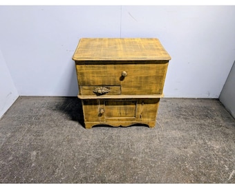 Unique Mid 1800,s Flip Top Wash Stand # 198288 Shipping is not a 1.00 Shipping is not free please contact us before purchase Thanks