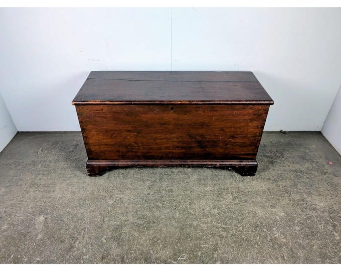 Mid 1800,s Flip Top Trunk # 197865 Shipping is not a 1.00 Shipping is not free please contact us before purchase Thanks