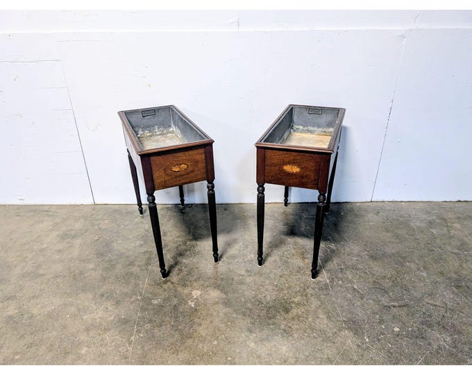 Pair Of Elegant 1930,s Wooden Planters # 200027 Shipping is not a 1.00 Shipping is not free please contact us before purchase Thanks